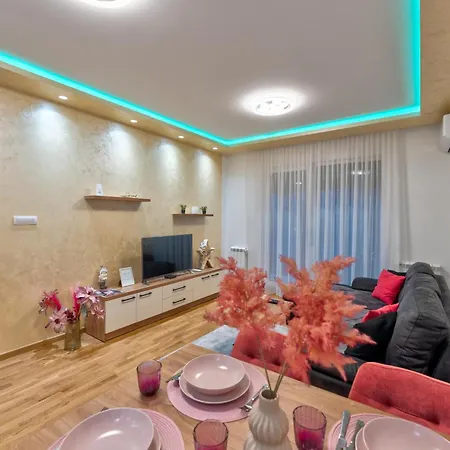 Royal Apartman Cacak Exterior photo