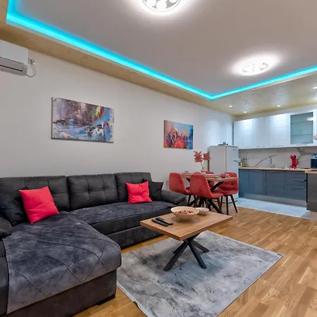 Royal Apartman Cacak Exterior photo