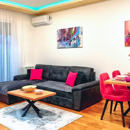 Royal Apartman Cacak Exterior photo
